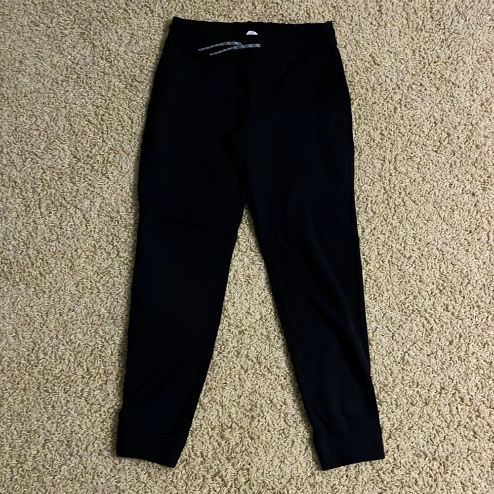 Like new condition black Ivivva by lululemon sweats